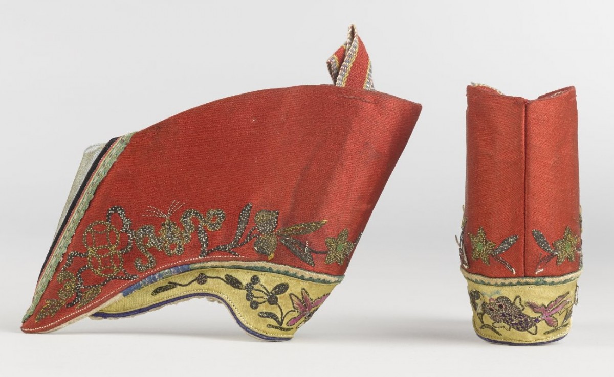 10.5 centimeters lotus shoes from XIXth century