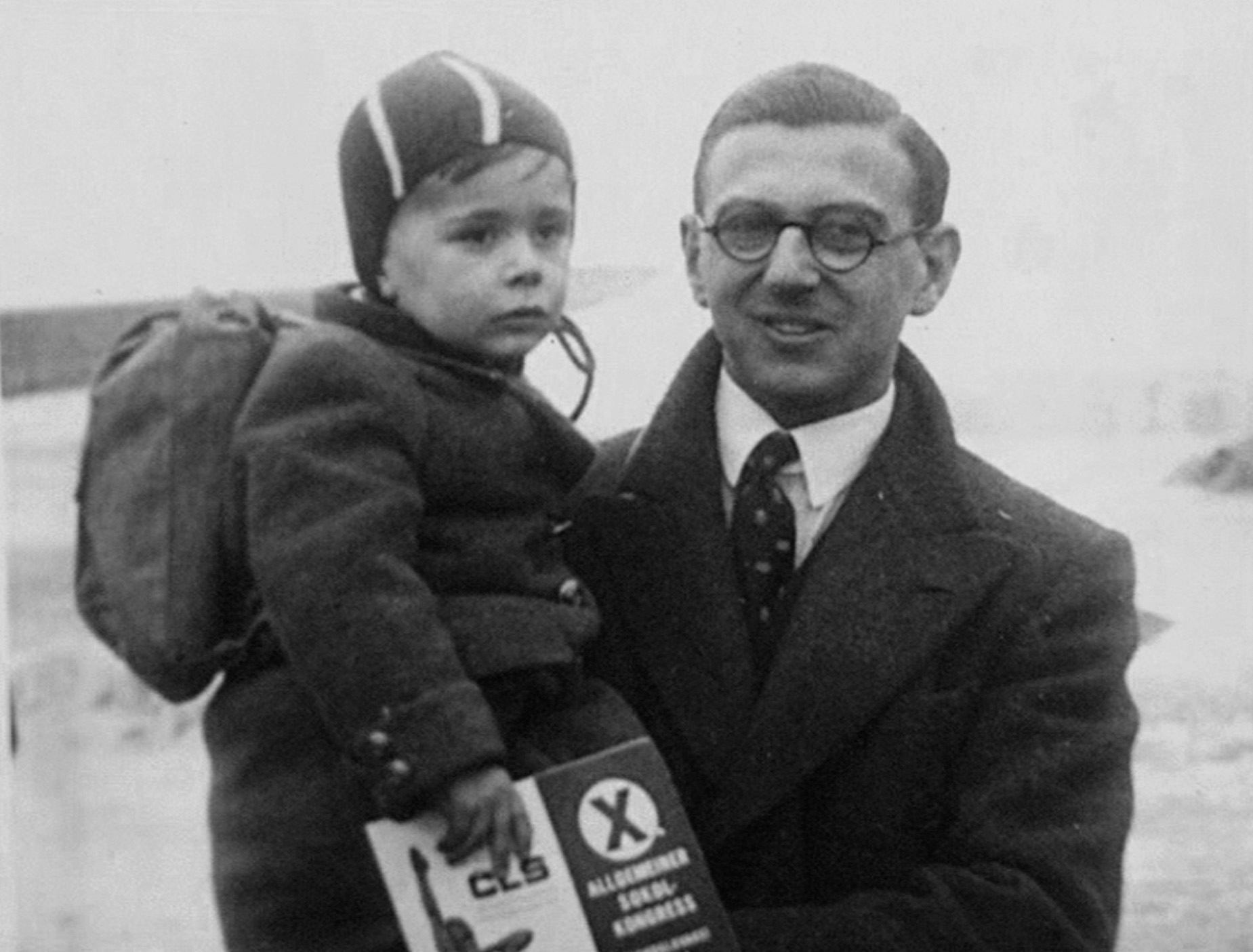 Nicholas Winton with a child