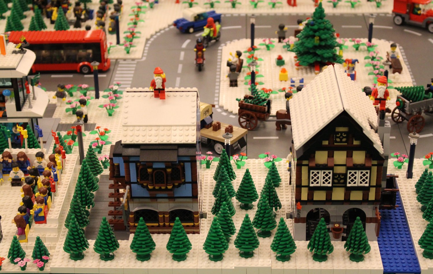 Christmas has come to Lego City